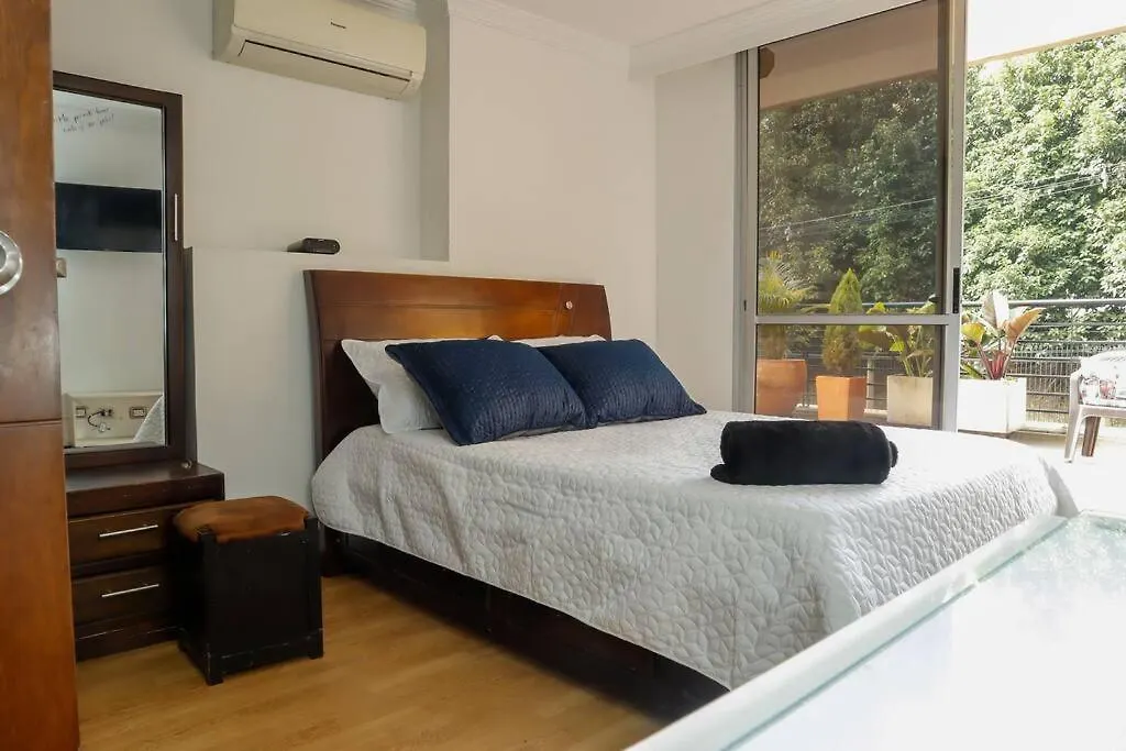 Apto De Lujo Con Terraza Zona Barbecue Y Piscina Apartment Medellin