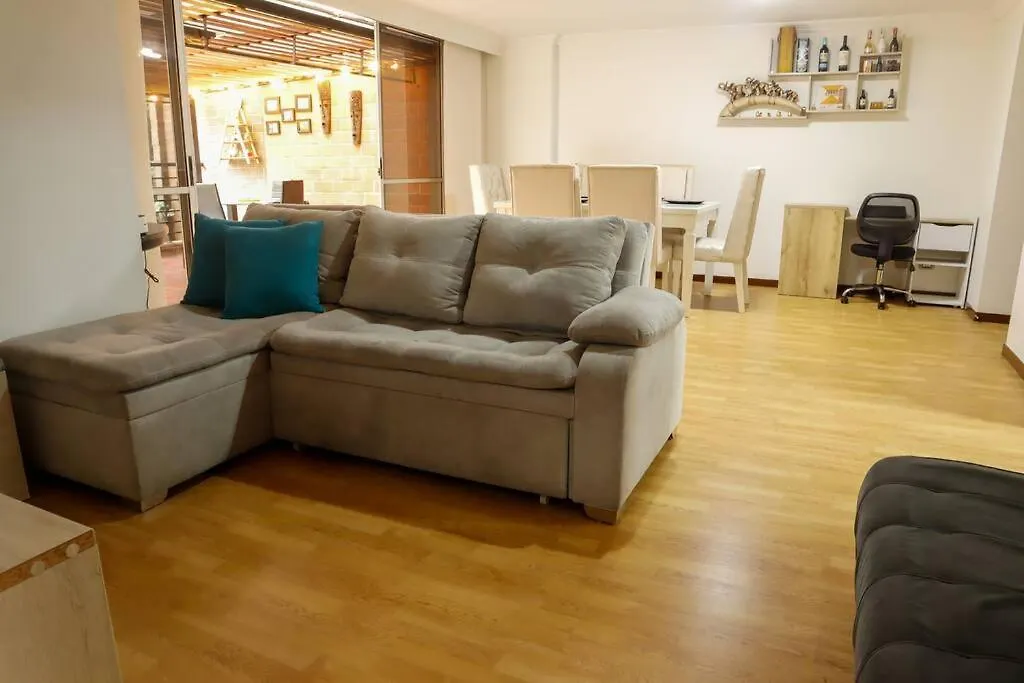Apto De Lujo Con Terraza Zona Barbecue Y Piscina Apartment Medellin