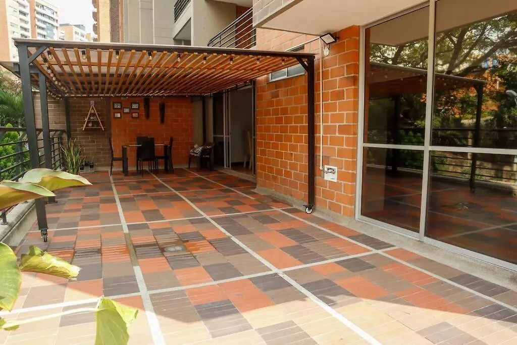 Apto De Lujo Con Terraza Zona Barbecue Y Piscina Apartment Medellin