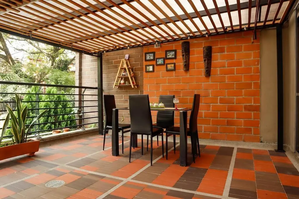 Apto De Lujo Con Terraza Zona Barbecue Y Piscina Apartment Medellin