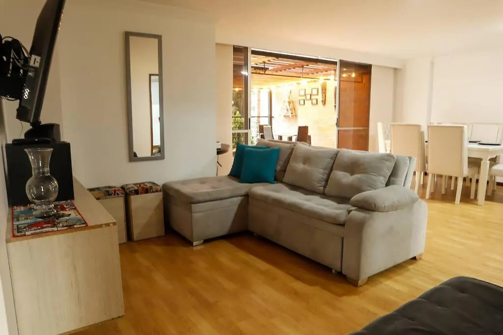 Apto De Lujo Con Terraza Zona Barbecue Y Piscina Apartment Medellin